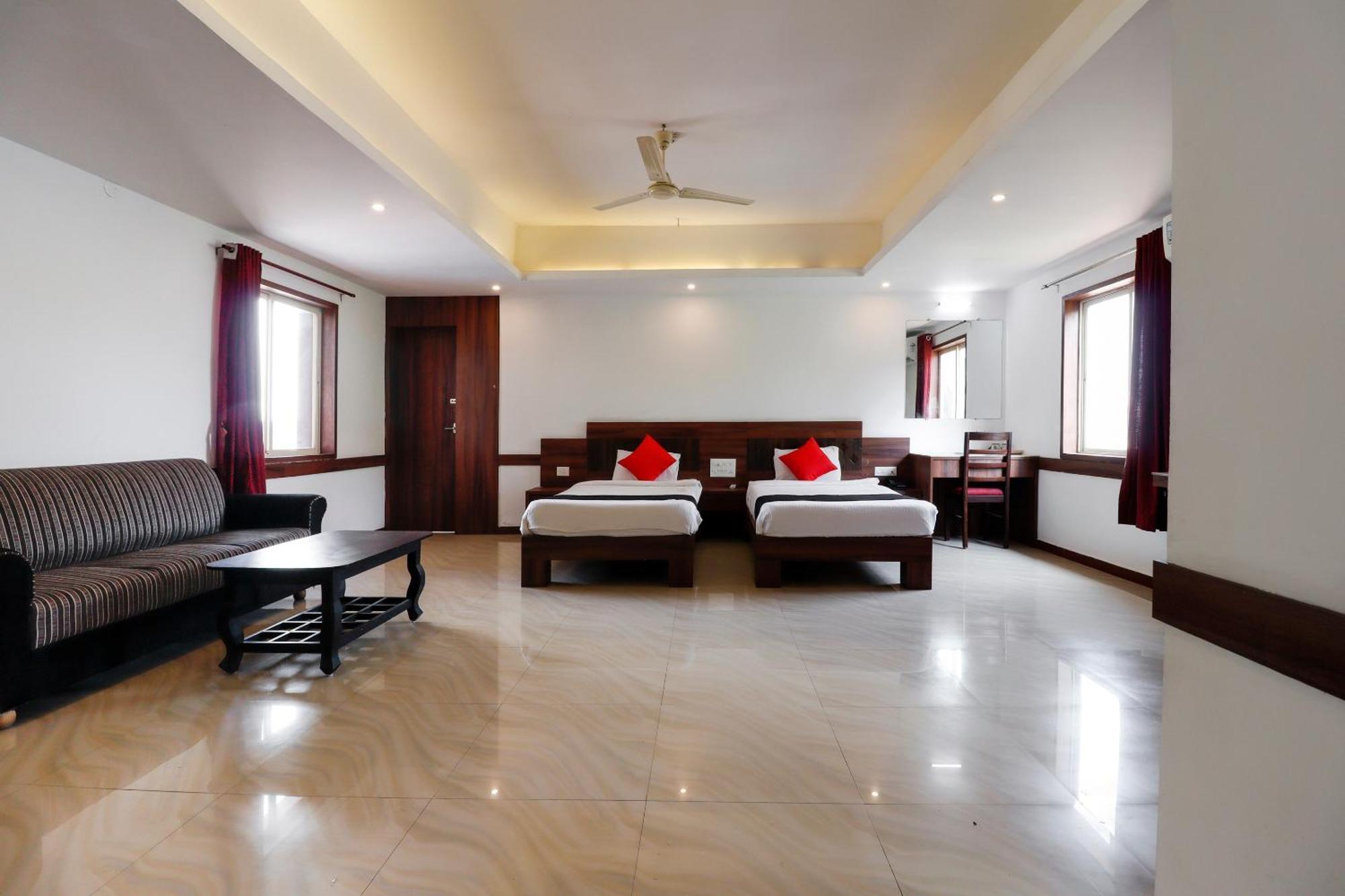 Capital O Sai Arya Residency Hotel Mangalore Luaran gambar