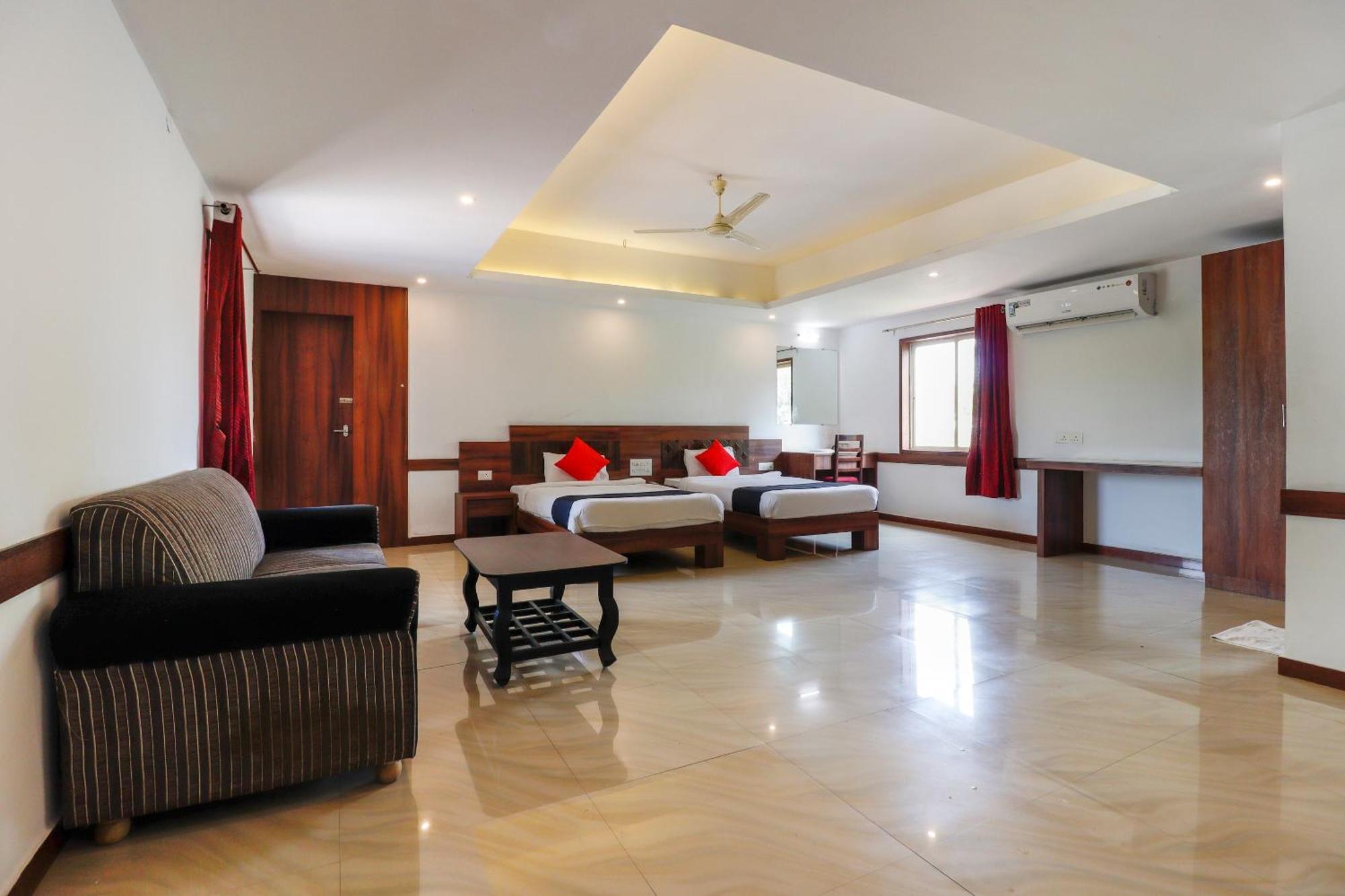 Capital O Sai Arya Residency Hotel Mangalore Luaran gambar