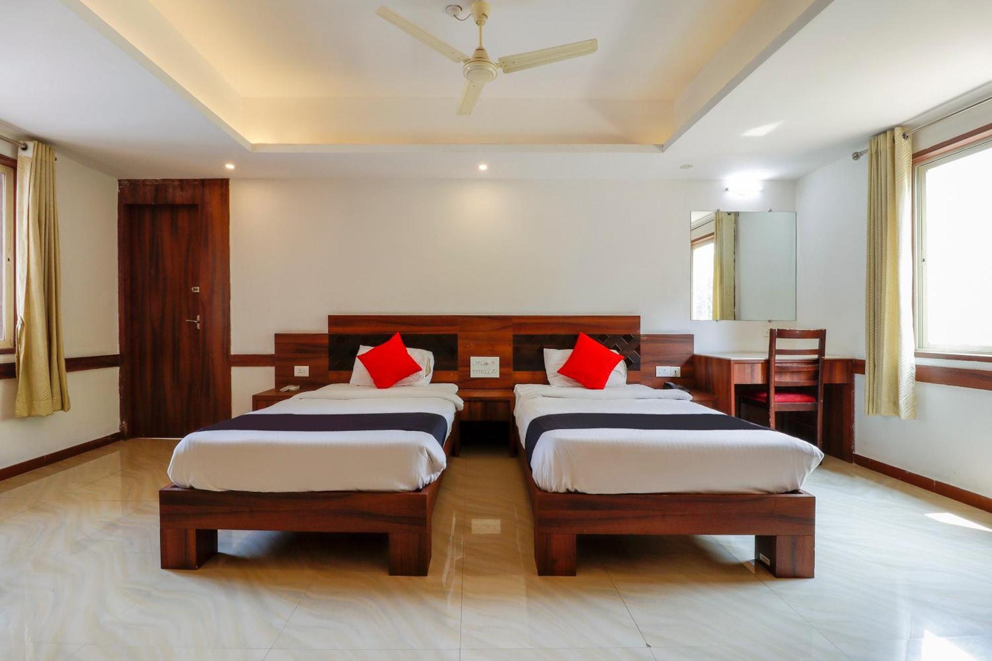 Capital O Sai Arya Residency Hotel Mangalore Luaran gambar